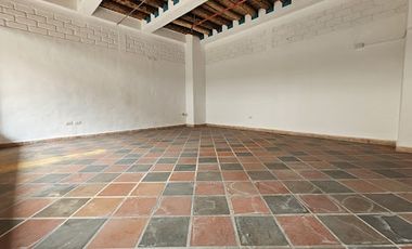 ARRIENDO de LOCALES en GIRON