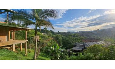 VENDO CASA CAMPESTRE EN CALDAS ANTIOQUIA.