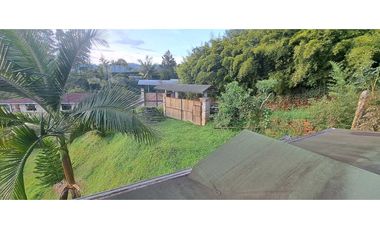 VENDO CASA CAMPESTRE EN CALDAS ANTIOQUIA.