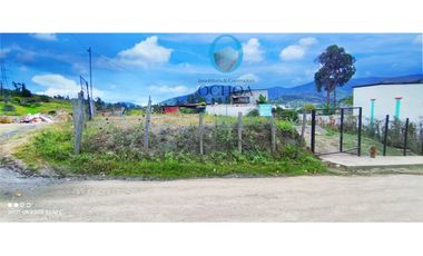 Vendo terreno esquinero en la Banda Alta