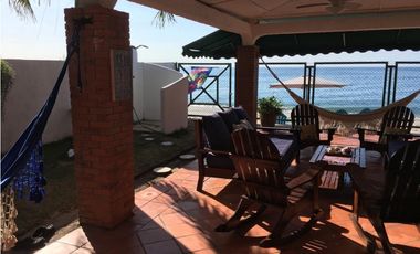 Venta: Casa frente al mar en Farallón, Coclé