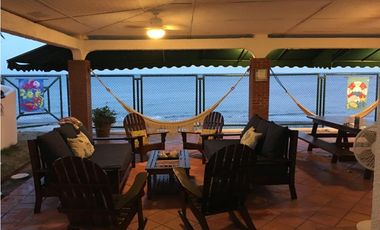 Venta: Casa frente al mar en Farallón, Coclé