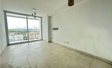 Venta de apartamento en Parque Lefevre (Alegría) GTA