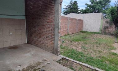 ALQUILER DE DEPARTAMENTO 2 AMBIENTES CON COCHERA - PLANTA BAJA - SIN EXPENSAS