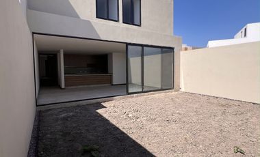 CASA JA-1 PRIVADA ALTO LAGO (PREVENTA)