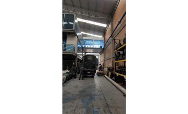 BODEGA EN VENTA, PARQUE EMPRESARIAL DE SIBERIA