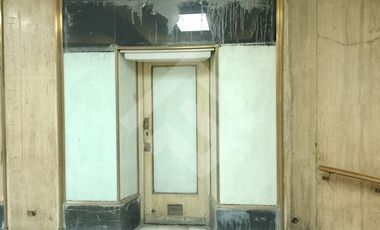 Local Comercial en Venta en Huerfanos / Estado