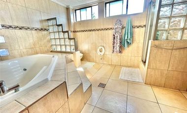 Casa en Venta en ISABEL LA CATOLICA