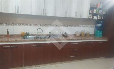 Casa en Venta en Av Berlin con Camino Peñflor