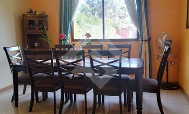 Casa en Venta en Av Berlin con Camino Peñflor