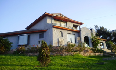 Sitio en Venta en Entre calles lago riñihue y lago chungará