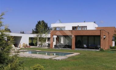 Casa en Venta en CAMINO CARAMPANGUE CERCANO COLEGIO TREBULCO