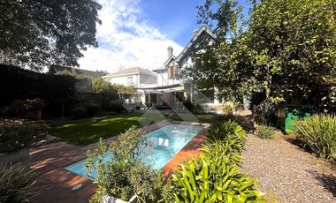 Casa en Venta en Holanda/Bustos