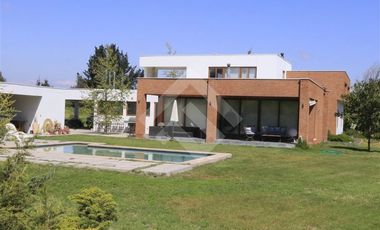 Parcela en Arriendo en CAMINO CARAMPANGUE CERCANO COLEGIO TREBULCO