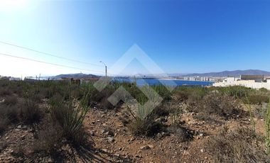 Sitio en Venta en Avenida Los Héroes