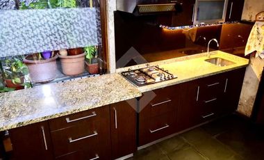 Casa en Venta en Vicuña Meckenna / Santa Helena