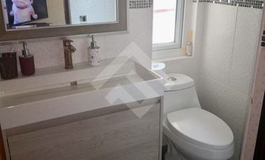 Casa en Venta en Vicuña Meckenna / Santa Helena