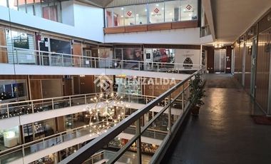 Local Comercial en Venta en Avenida Providencia con Bucarest