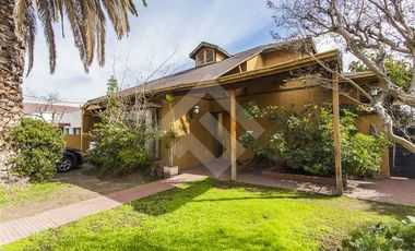 Casa en Arriendo en Padre Errazuriz/Metro Hernando de Magallanes