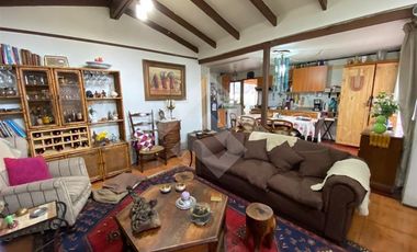 Casa en Venta en Supermercado Santa Isabel