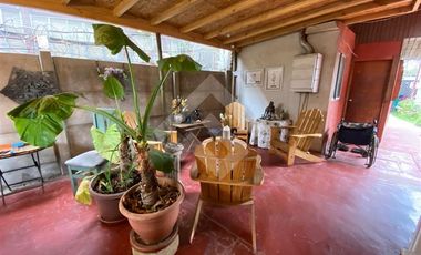 Casa en Venta en Supermercado Santa Isabel