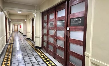 Oficina en Venta en AC AGUSTINAS CON MATÍAS COUSIÑO