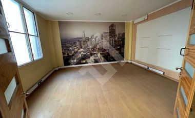 Oficina en Venta en AC AGUSTINAS CON MATÍAS COUSIÑO