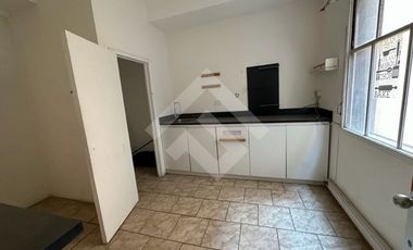 Oficina en Venta en AC AGUSTINAS CON MATÍAS COUSIÑO