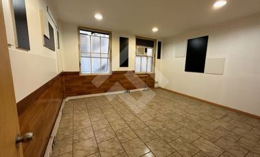 Oficina en Venta en AC AGUSTINAS CON MATÍAS COUSIÑO