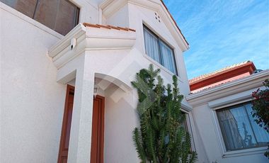 Casa en Venta en Los Arrayanes Sur/Cumbres de la Viña