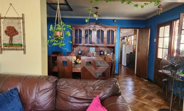 Local Comercial en Venta en AV. FERMIN VIVACETA / REINA MARIA