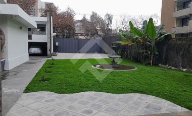 Casa en Arriendo en Metro Monseñor Eyzaguirre