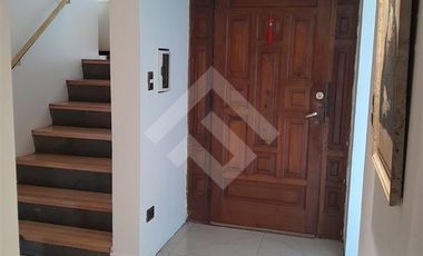 Casa en Arriendo en Metro Monseñor Eyzaguirre