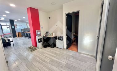 Oficina en Arriendo en Av Providencia / Calle Bucarest