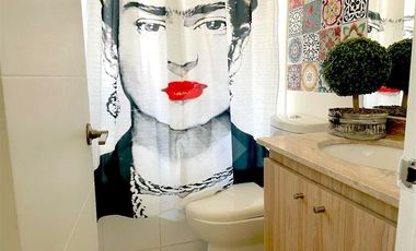 Casa en Venta en Av del valle con Sta. Catalina