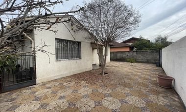 Se Arrienda Casa grande 500 m2 terreno, 280 m2 de terreno