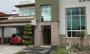Casa en condominio en venta en El Mesón, Calimaya, México