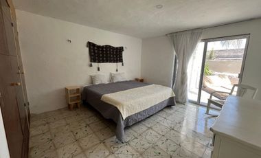 Venta de casa a una cuadra de la Playa con vista al mar, en Telchac Puerto, Yuc.