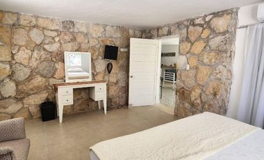 Venta de casa a una cuadra de la Playa con vista al mar, en Telchac Puerto, Yuc.