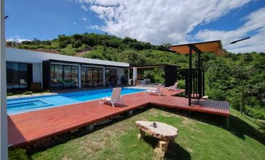 Quinta con Piscina privada en Venta en La Mesa/Ganga