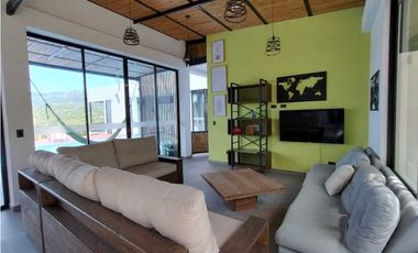 Quinta con Piscina privada en Venta en La Mesa/Ganga