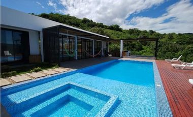Quinta con Piscina privada en Venta en La Mesa/Ganga