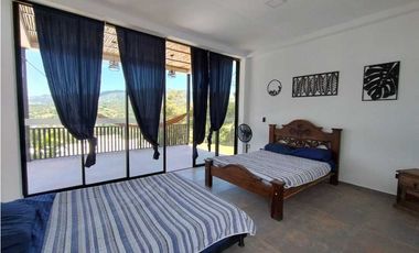 Quinta con Piscina privada en Venta en La Mesa/Ganga