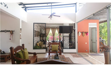 VENTA CASA FINCA PARCELACIÓN ARELLANA, SAN JERÓNIMO, ANTIOQUIA