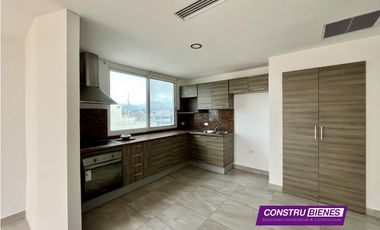 SUITE VISTA AL MAR EN EDIFICIO ARRECIFE, SUR DE MANTA 