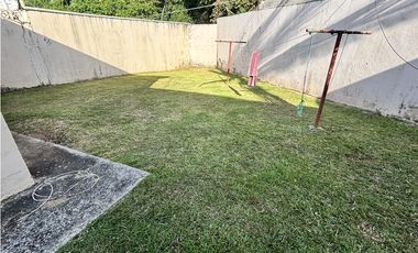 CRISTOBAL / DAVIS COLON / CASA 258M2 / 2 NIVELES / 4 HABITACIO