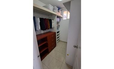 VILLA LUCRE / PH ALTOS DE SAN RAFAEL /  REMODELADA / 290M2