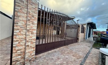 PUERTO COLON / PILON / QUINTAS DE PILON / CASA 370M2