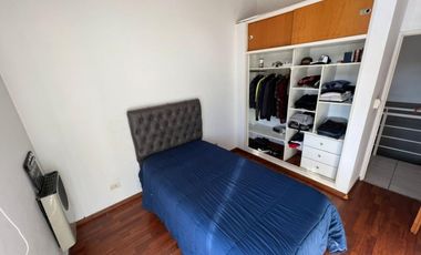VENTA DE INMEJORABLE DÚPLEX 4 AMBIENTES EN MONTE GRANDE CENTRO - CON COCHERA
