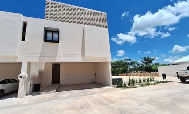 Villa  en venta  Privada Pájaro en Piedra, Paseo Norte Tixcuytún